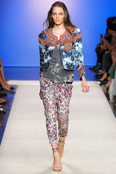 Look 9